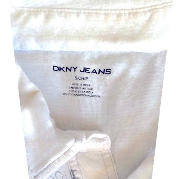 DKNY polo white with black lettering. Manhattan graphics. - Picture 3 of 5